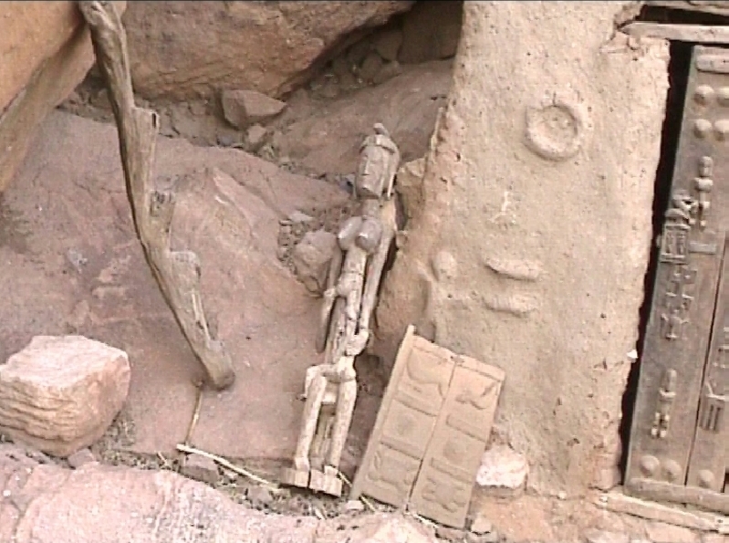 dogon statuette