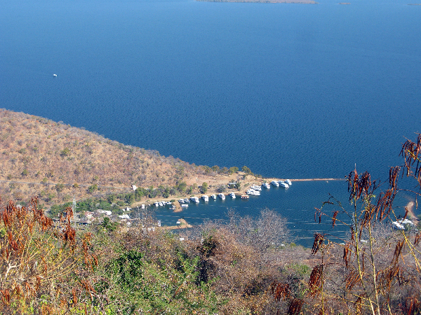 1418 lake Kariba