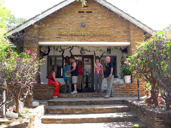 1459 Mana Pools entrance