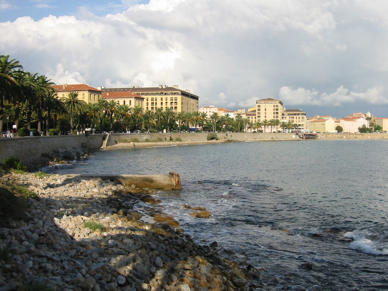 043.ajaccio