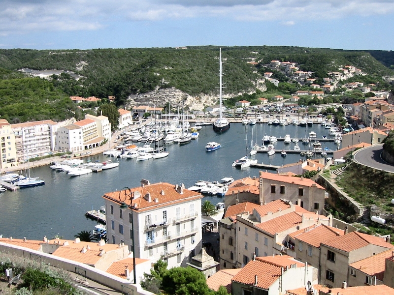 123.bonifacio harbor