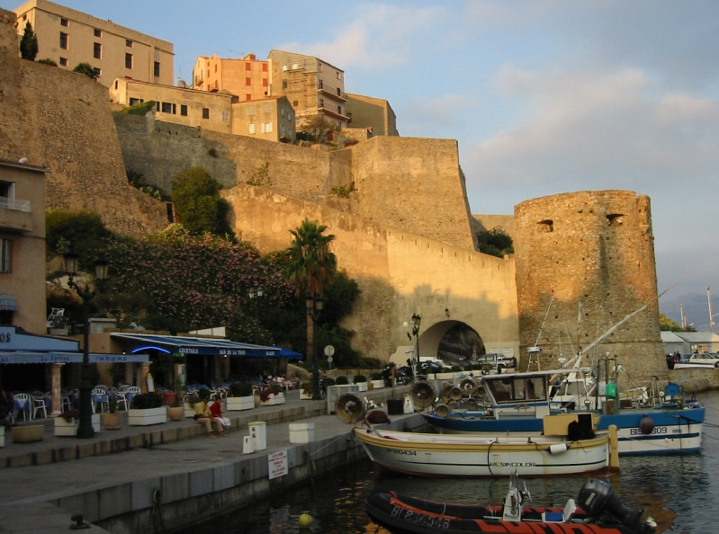 303.calvi pier