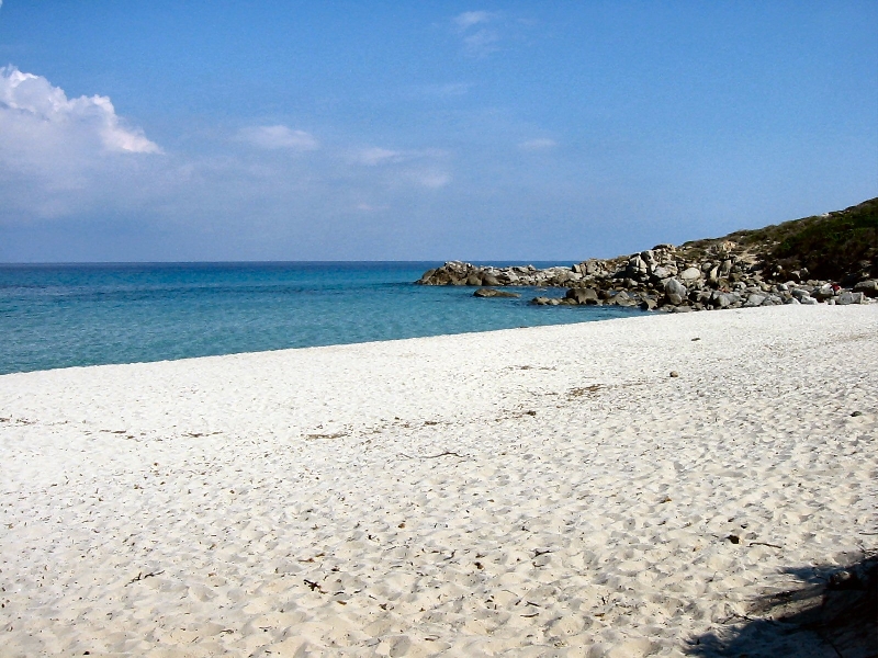 309.bodri beach