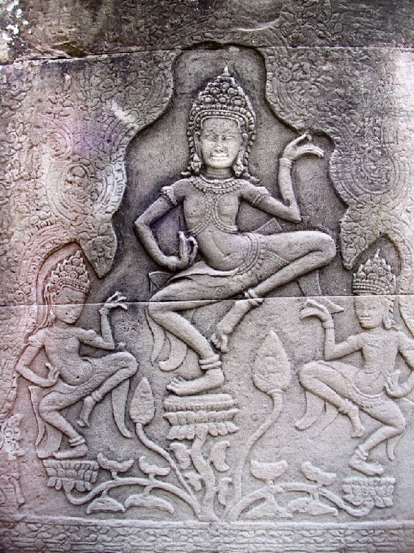 100h.apsara
