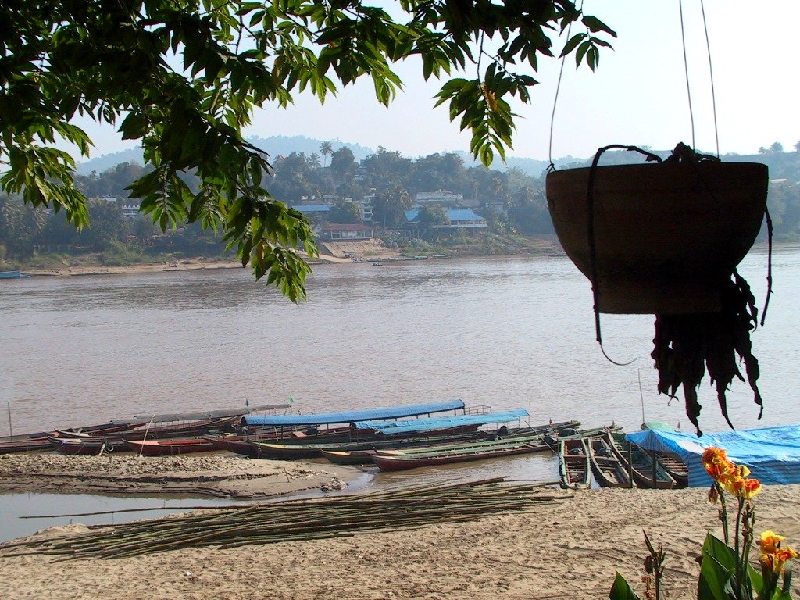 1.Chiang Khong