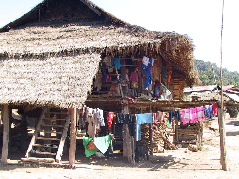 30.akha house