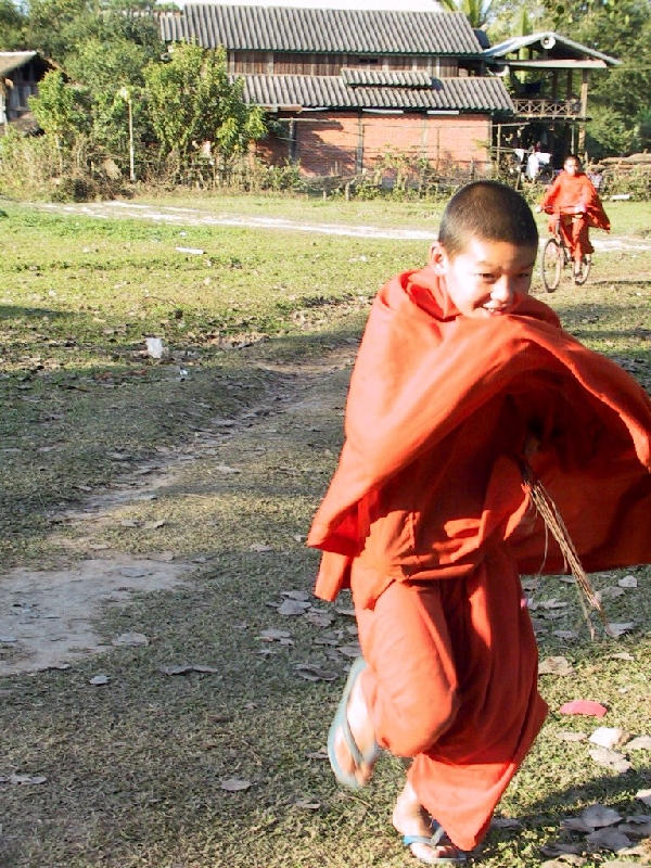 85.laughing monks