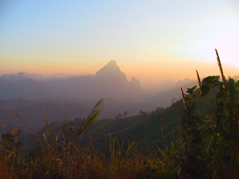 362.towards VangVieng