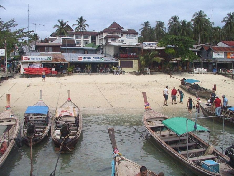 phiphi harbor2