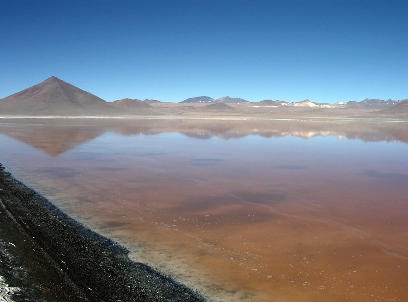 755.laguna colorada