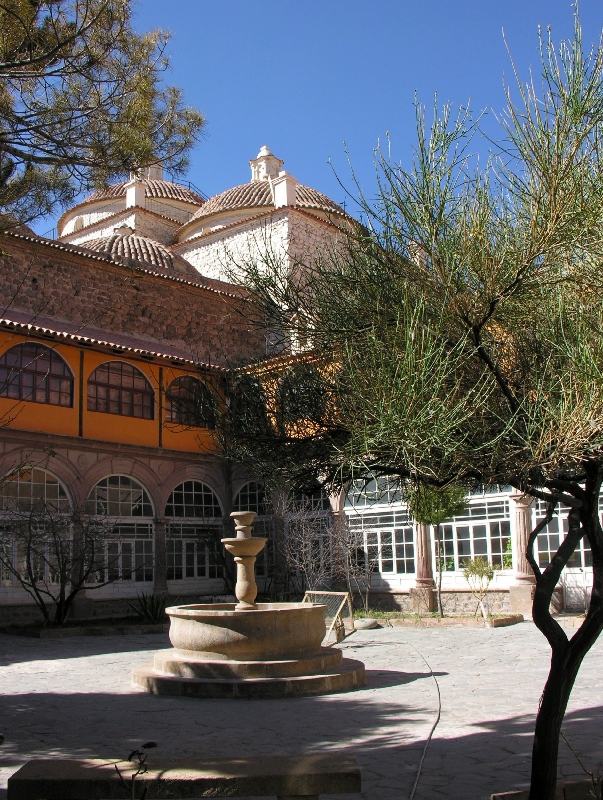 349.s.francisco courtyard
