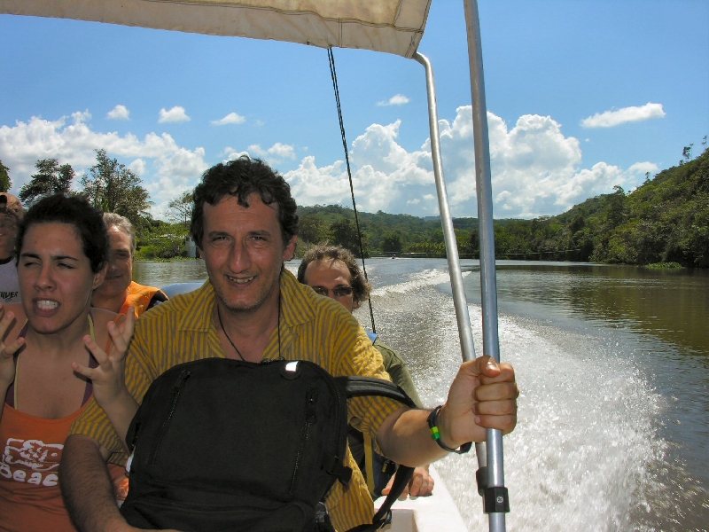 DSCN2270 ontheboat
