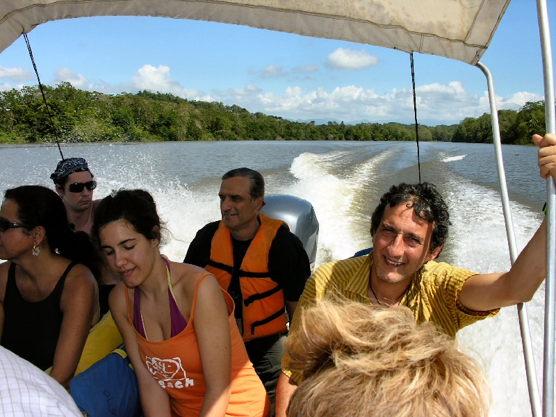 DSCN2283 ontheboat
