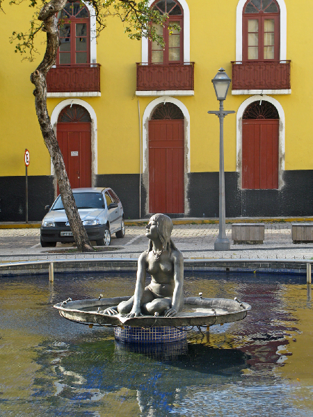 477.fountain
