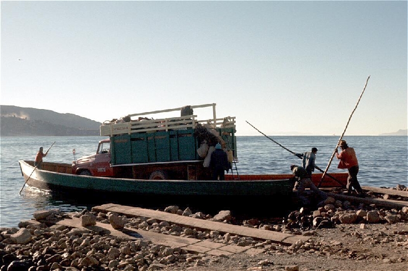 tiquina straits