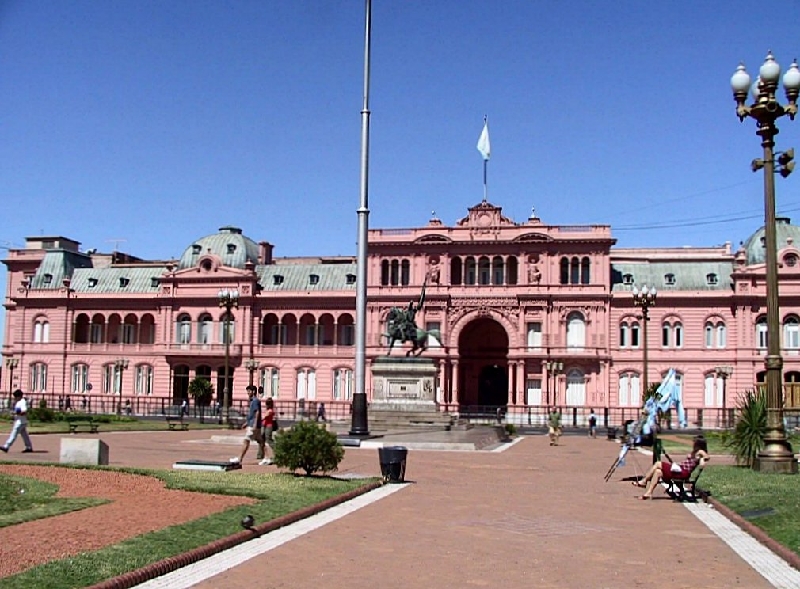 3 casa rosada